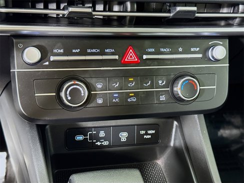 Certified 2025 Hyundai Tucson SE image 10