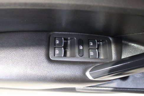 Used 2022 Volkswagen Passat 2.0T image 28