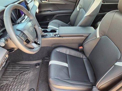 New 2026 Toyota Camry Hybrid image 9