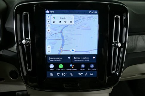 New 2026 Volvo XC40 B5 Ultra w/ Climate Package image 16
