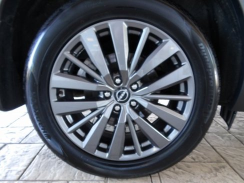 Certified 2024 Nissan Pathfinder SL w/ SL Premium Package image 12