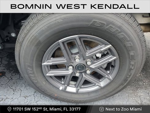 Used 2025 Jeep Gladiator Sport image 5