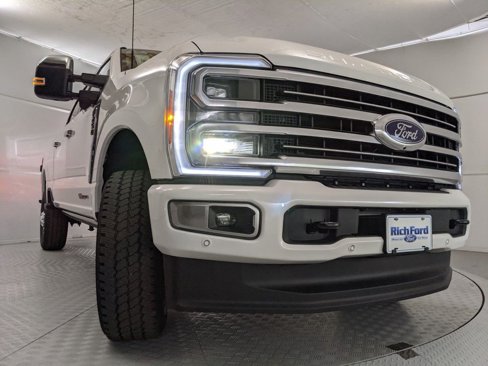 New 2026 Ford F250 Platinum w/ Platinum Plus Package image 29