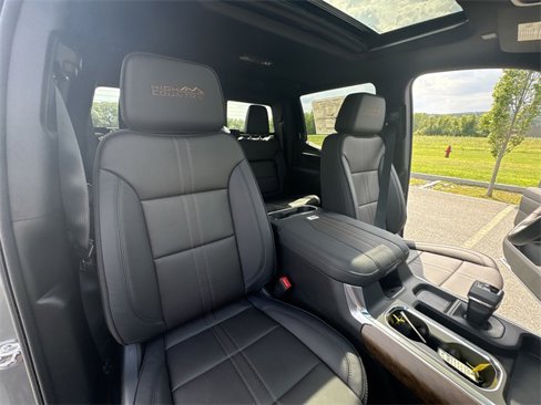 New 2026 Chevrolet Silverado 1500 High Country w/ Technology Package image 29