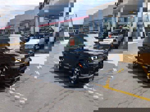 New 2025 Hyundai Santa Fe Limited image 3