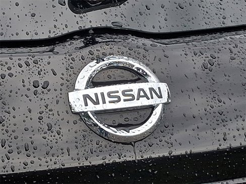 Used 2020 Nissan Kicks SV image 30
