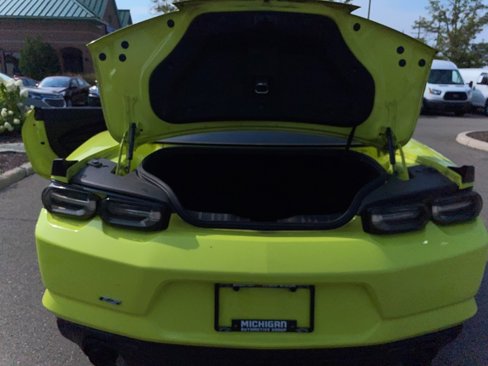 Used 2020 Chevrolet Camaro LT w/ 1LE Track Performance Package image 8