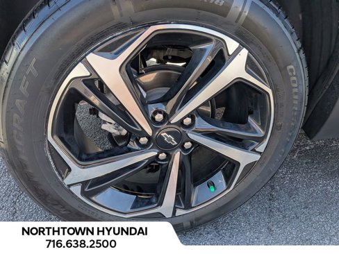 Used 2023 Chevrolet TrailBlazer RS w/ Sun and Liftgate Package image 43
