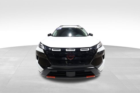Used 2025 Nissan Rogue SV w/ Rock Creek Premium Package image 7