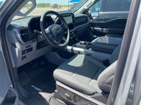 New 2025 Ford F150 XLT image 7