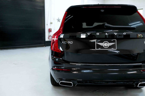 Used 2021 Volvo XC90 T8 R-Design w/ Advanced Package image 29