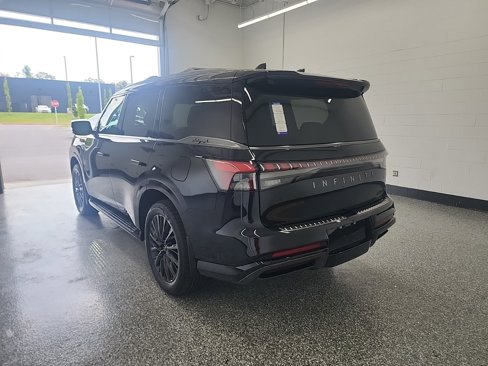 New 2026 INFINITI QX80 Autograph image 3