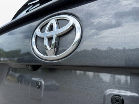 Used 2024 Toyota RAV4 XLE image 17