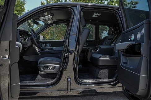 New 2025 Rolls-Royce Cullinan image 36