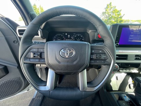 New 2025 Toyota Tacoma TRD Off-Road image 9