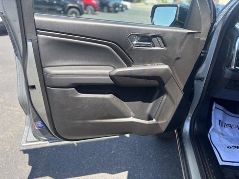 New 2025 GMC Canyon Elevation image 19
