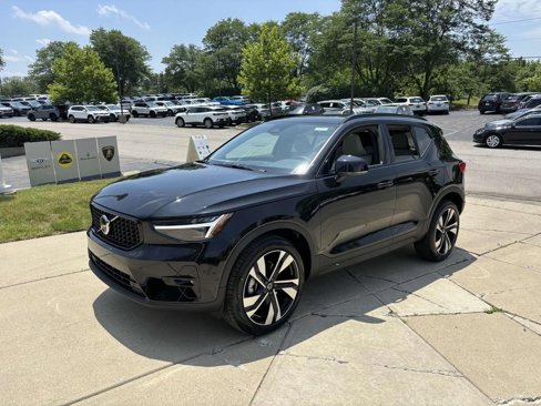 New 2026 Volvo XC40 B5 Ultra w/ Protection Package Premier image 3