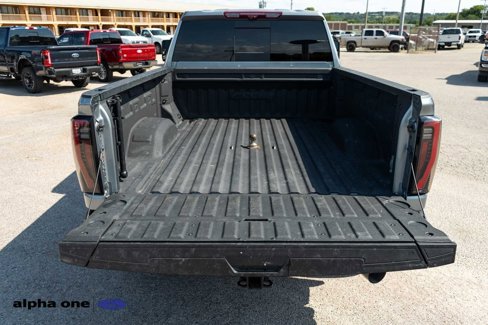 Used 2024 GMC Sierra 2500 AT4 w/ AT4 Premium Plus Package image 8