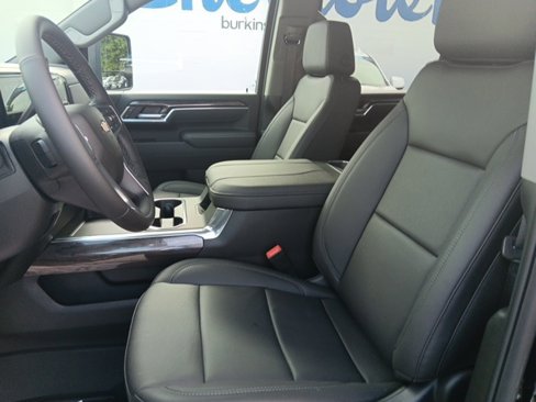 New 2025 Chevrolet Silverado 2500 LTZ w/ LTZ Convenience Package image 34