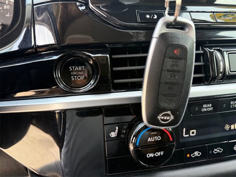 Used 2025 Nissan Pathfinder SL image 30