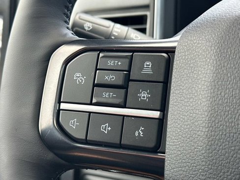 New 2025 Ford F250 Platinum w/ FX4 Off-Road Package image 18