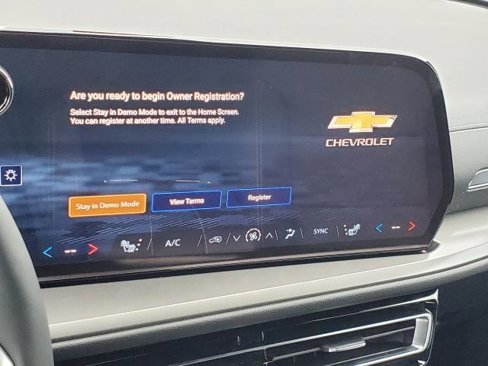 New 2026 Chevrolet Traverse LT image 17