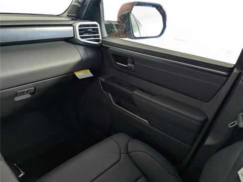New 2025 Toyota Tundra Platinum image 10