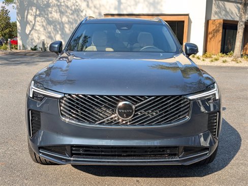 New 2026 Volvo XC90 B6 Plus w/ Protection Package Premier image 9