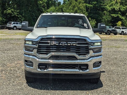 New 2025 RAM 2500 Big Horn image 8