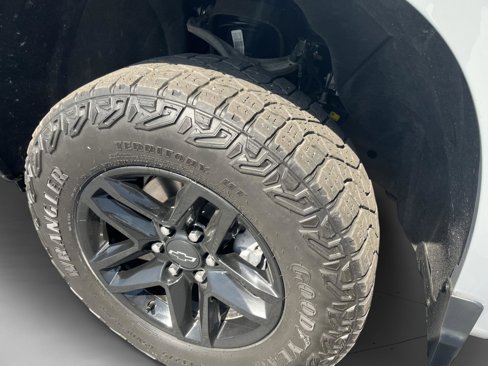 Used 2024 Chevrolet Silverado 1500 Custom Trail Boss image 11
