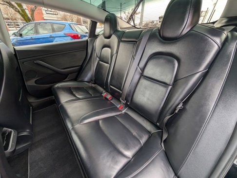Used 2022 Tesla Model 3 Long Range image 18