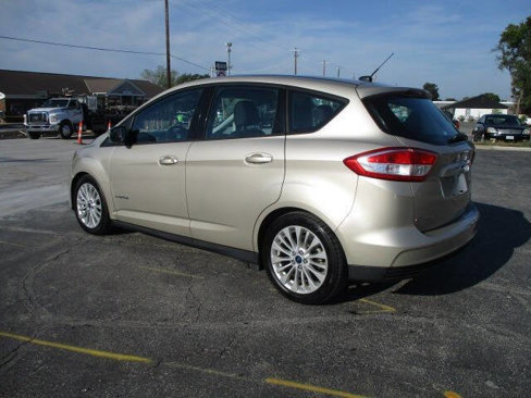 Used 2017 Ford C-MAX SE image 8
