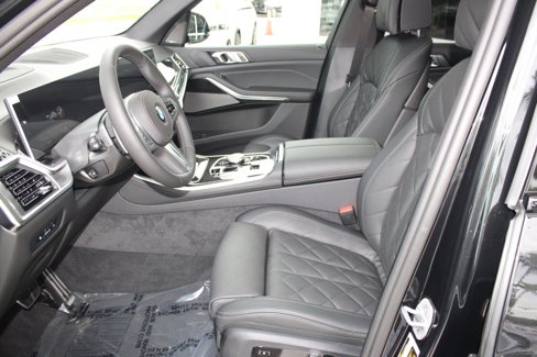 New 2026 BMW X5 xDrive40i w/ M Sport Package image 5