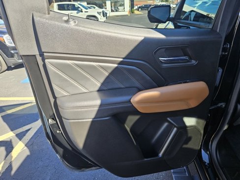 Used 2023 GMC Canyon AT4 w/ Canyon Safety Plus Package image 17