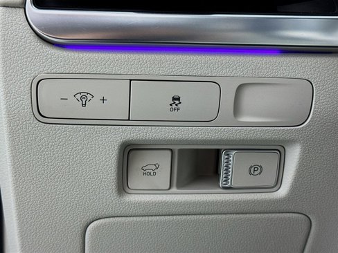 Used 2024 Hyundai Palisade Calligraphy image 10