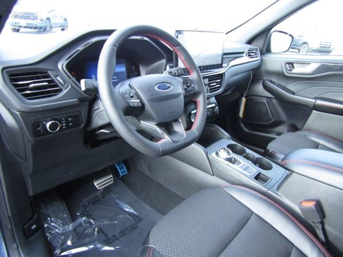Used 2024 Ford Escape ST-Line w/ Tech Pack #1 image 9