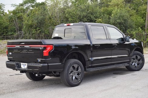 New 2025 Ford F150 Lightning Lariat image 6