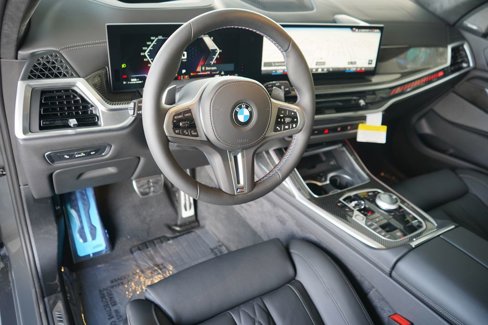 New 2026 BMW X7 M60i image 12