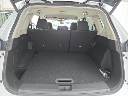 New 2026 Nissan Rogue SV image 12