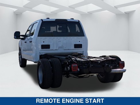 New 2025 Ford F350 XL w/ XL Chrome Package image 7