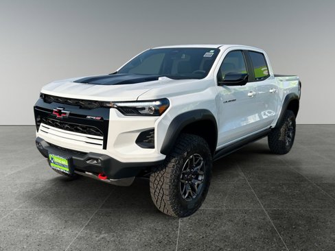 New 2026 Chevrolet Colorado ZR2 w/ Technology Package image 3