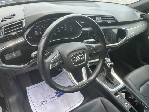 Used 2024 Audi Q3 2.0T Premium image 12