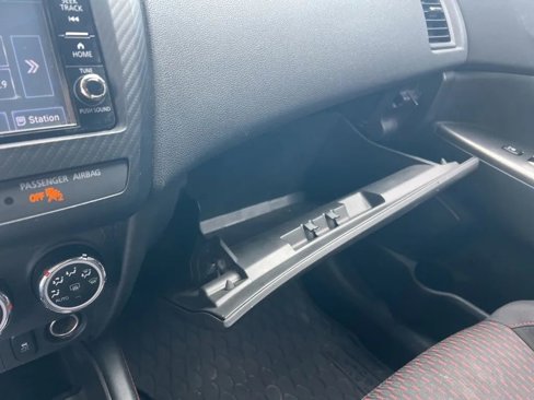 Used 2019 Mitsubishi Outlander Sport ES image 35