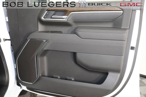 New 2026 GMC Sierra 2500 SLE w/ SLE Value Package; image 17