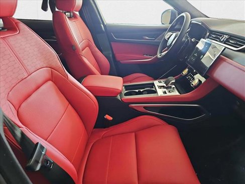 New 2026 Jaguar F-PACE R-Dynamic S image 10