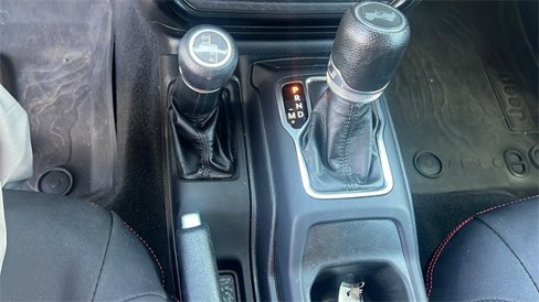 Used 2022 Jeep Wrangler Unlimited Sport image 16
