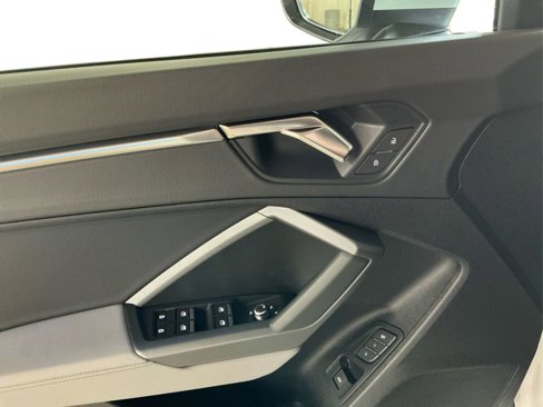Certified 2024 Audi Q3 2.0T Premium Plus image 23