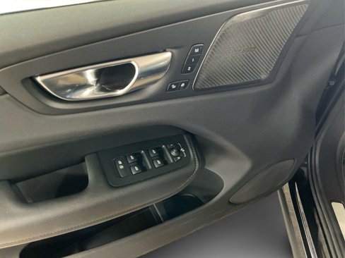 Certified 2025 Volvo XC60 T8 Plus w/ Climate Package image 22