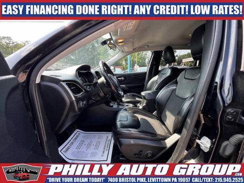 Used 2019 Jeep Cherokee Latitude Plus image 9
