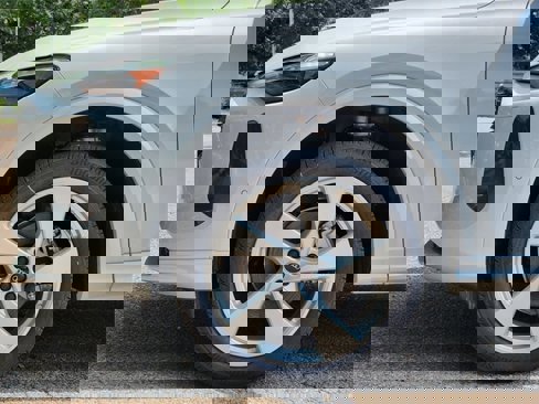 New 2025 Audi Q5 Premium Plus image 9